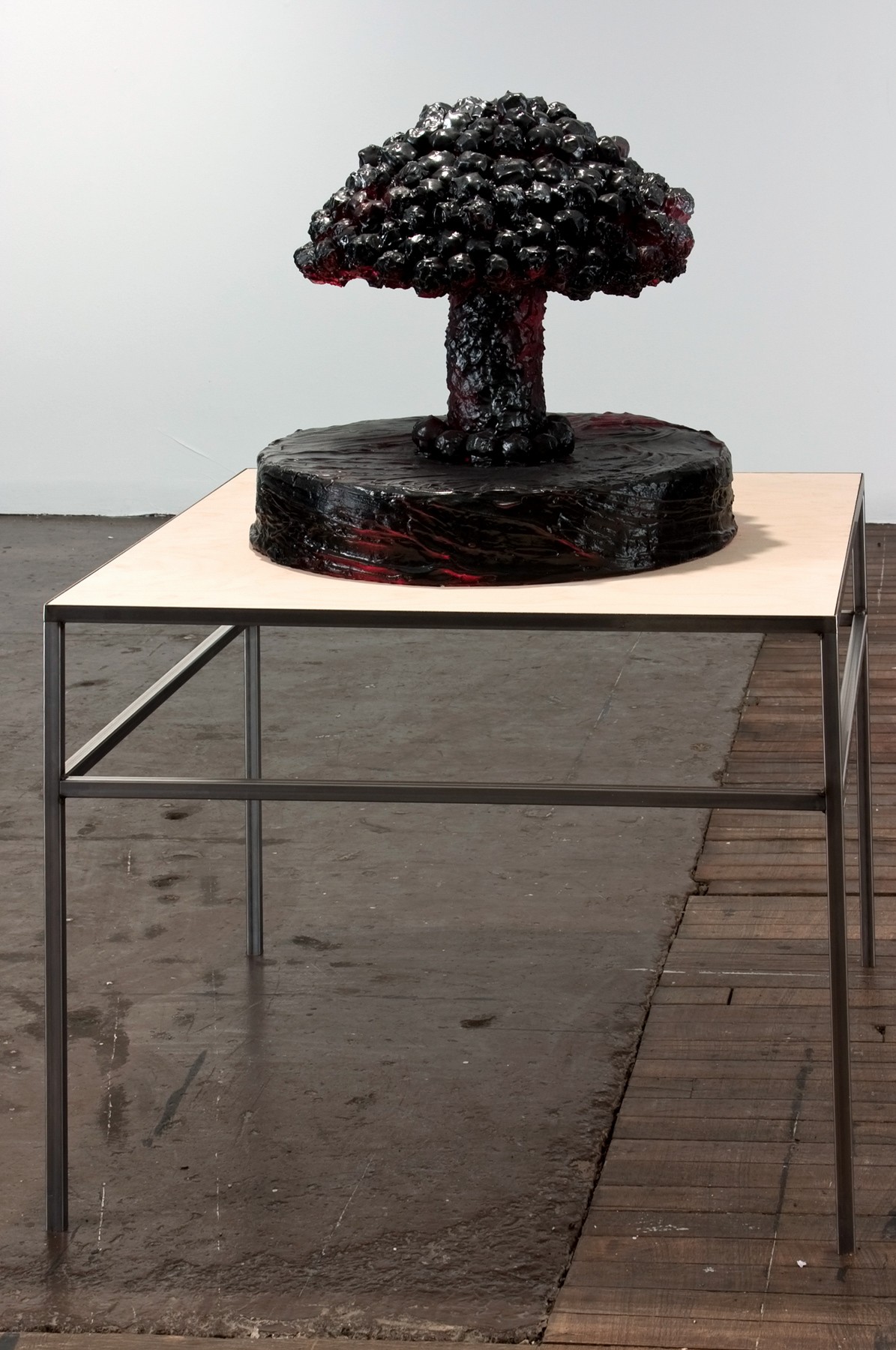 Mai-Thu Perret, *Untitled (Atomic Cake)* (2008)